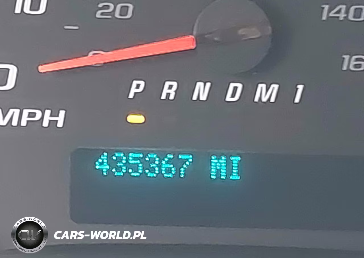 2018 Chevrolet Express 2500 Work Van VIN:1GCWGAFG1J1316695 - 15