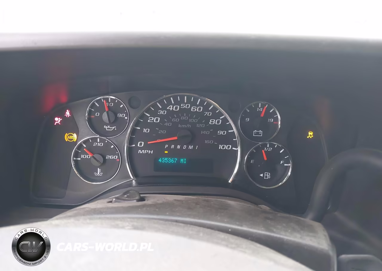 2018 Chevrolet Express 2500 Work Van VIN:1GCWGAFG1J1316695 - 7
