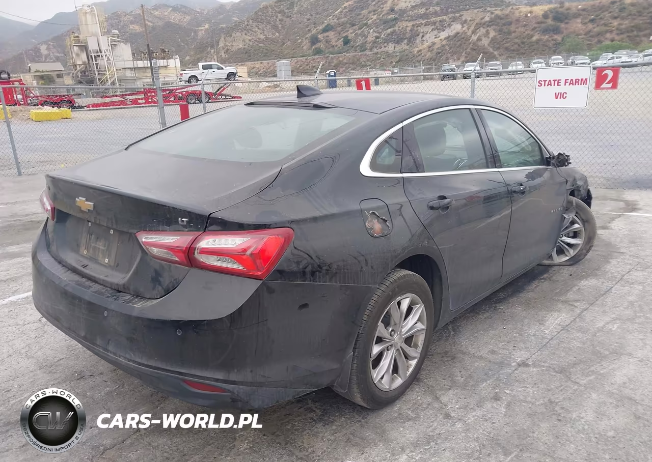 2019 Chevrolet Malibu Lt VIN:1G1ZD5ST3KF190644 - 4