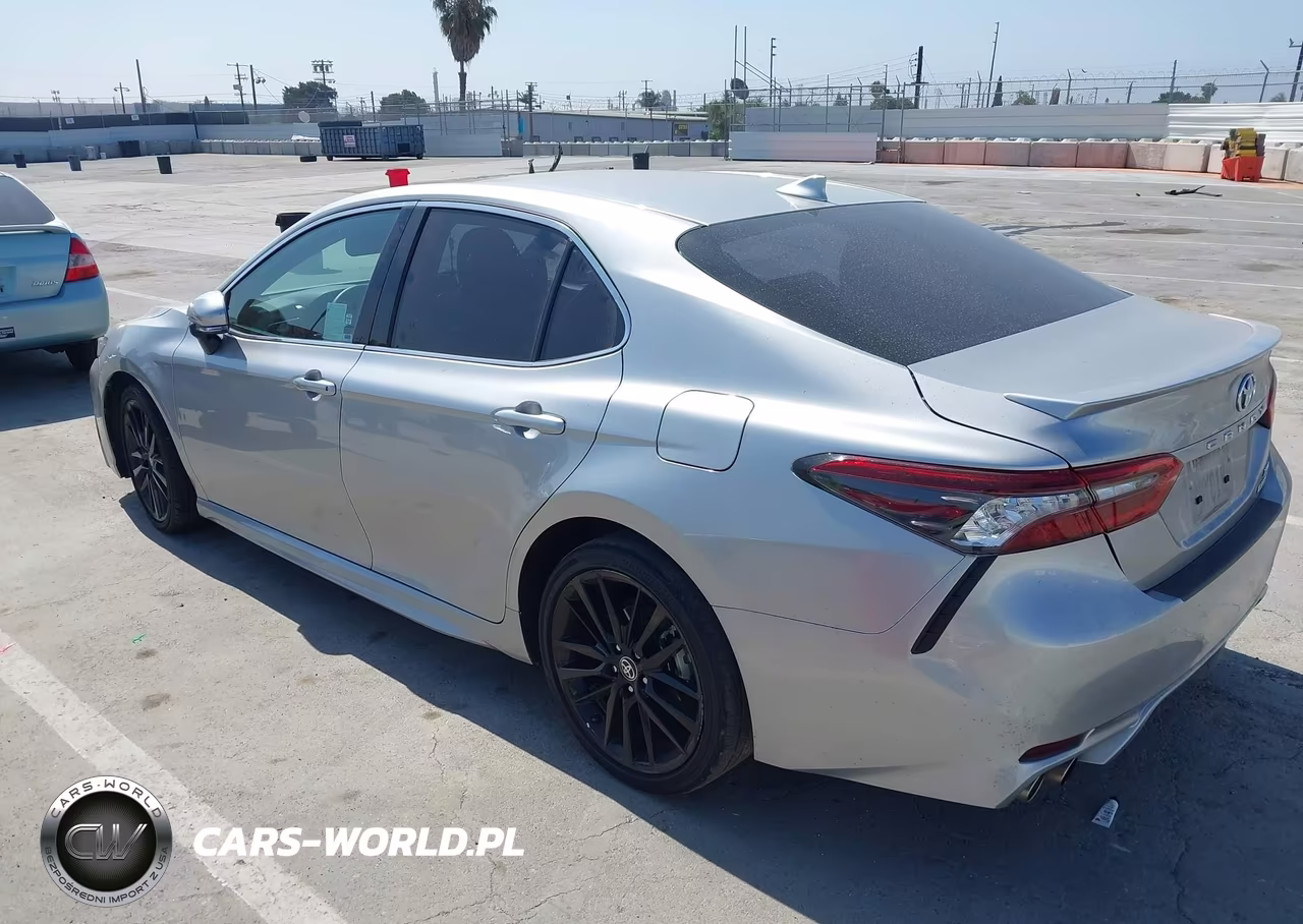 2022 Toyota Camry Xse Hybrid VIN:4T1K31AK6NU594644 - 3
