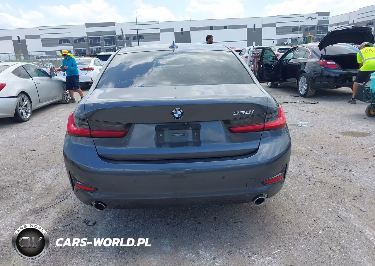 2021 BMW 330I VIN:3MW5R1J06M8B91500 - 16