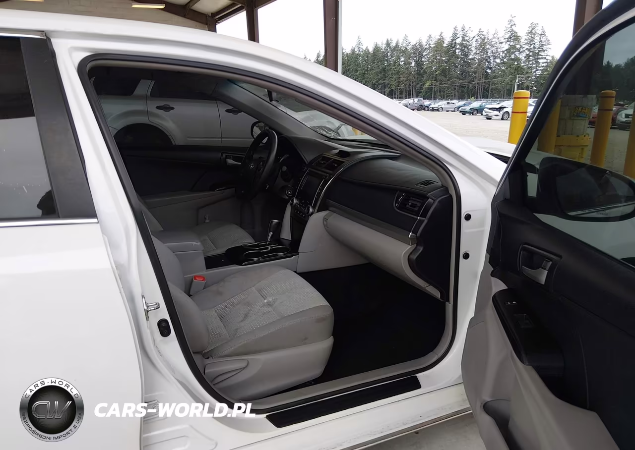 2014 Toyota Camry Le VIN:4T4BF1FK3ER428927 - 5