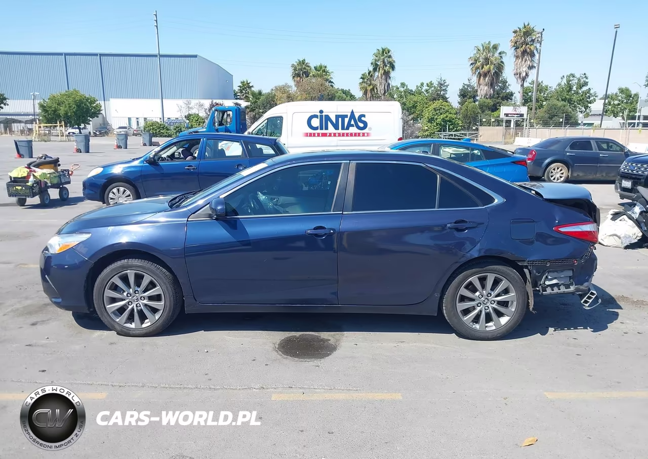 2015 Toyota Camry Hybrid Xle VIN:4T1BD1FK8FU172981 - 15