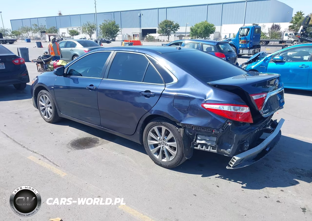 2015 Toyota Camry Hybrid Xle VIN:4T1BD1FK8FU172981 - 3