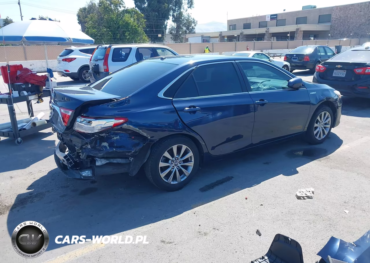 2015 Toyota Camry Hybrid Xle VIN:4T1BD1FK8FU172981 - 4