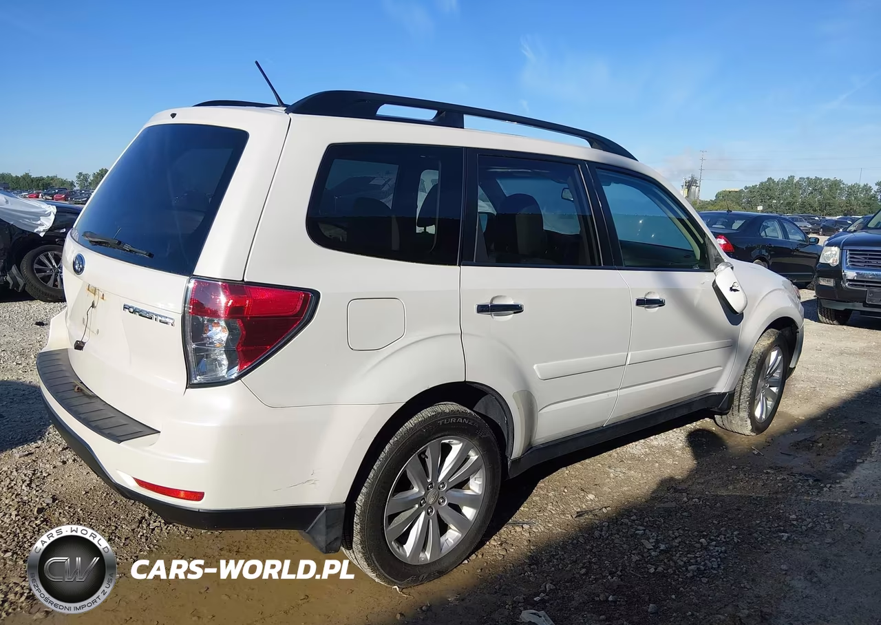 2012 Subaru Forester 2.5X Premium VIN:JF2SHBDC0CH456329 - 4