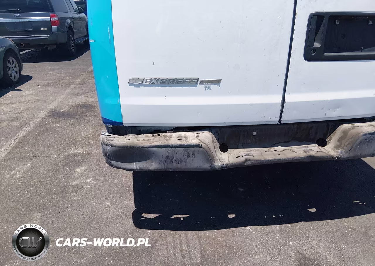 2006 Chevrolet Express Work Van VIN:1GCGG25VX61173506 - 12