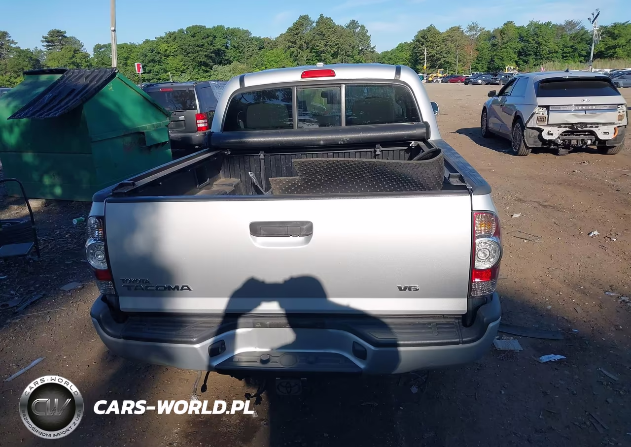 2010 Toyota Tacoma Base V6 VIN:3TMLU4EN1AM051406 - 16