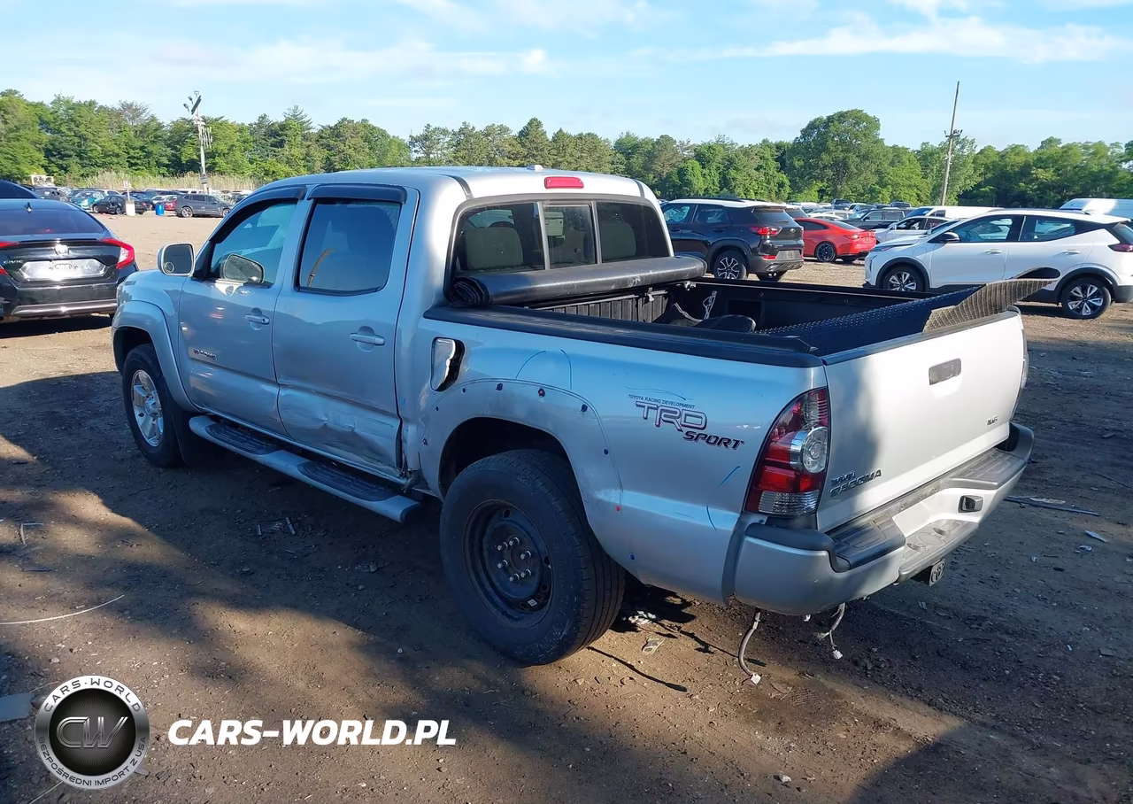 2010 Toyota Tacoma Base V6 VIN:3TMLU4EN1AM051406 - 3