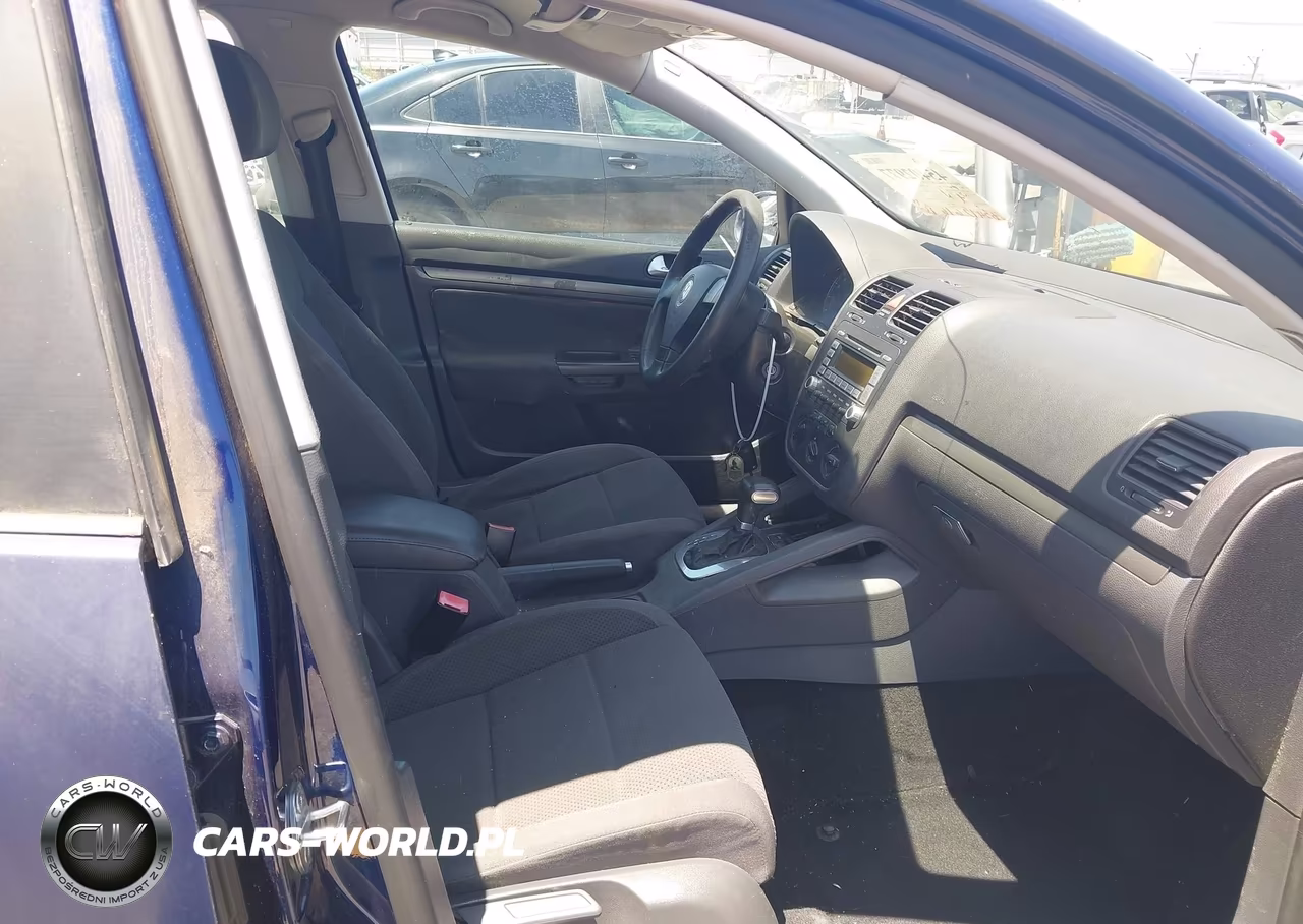 2007 Volkswagen Rabbit 4-Door VIN:WVWDS71K57W047665 - 5