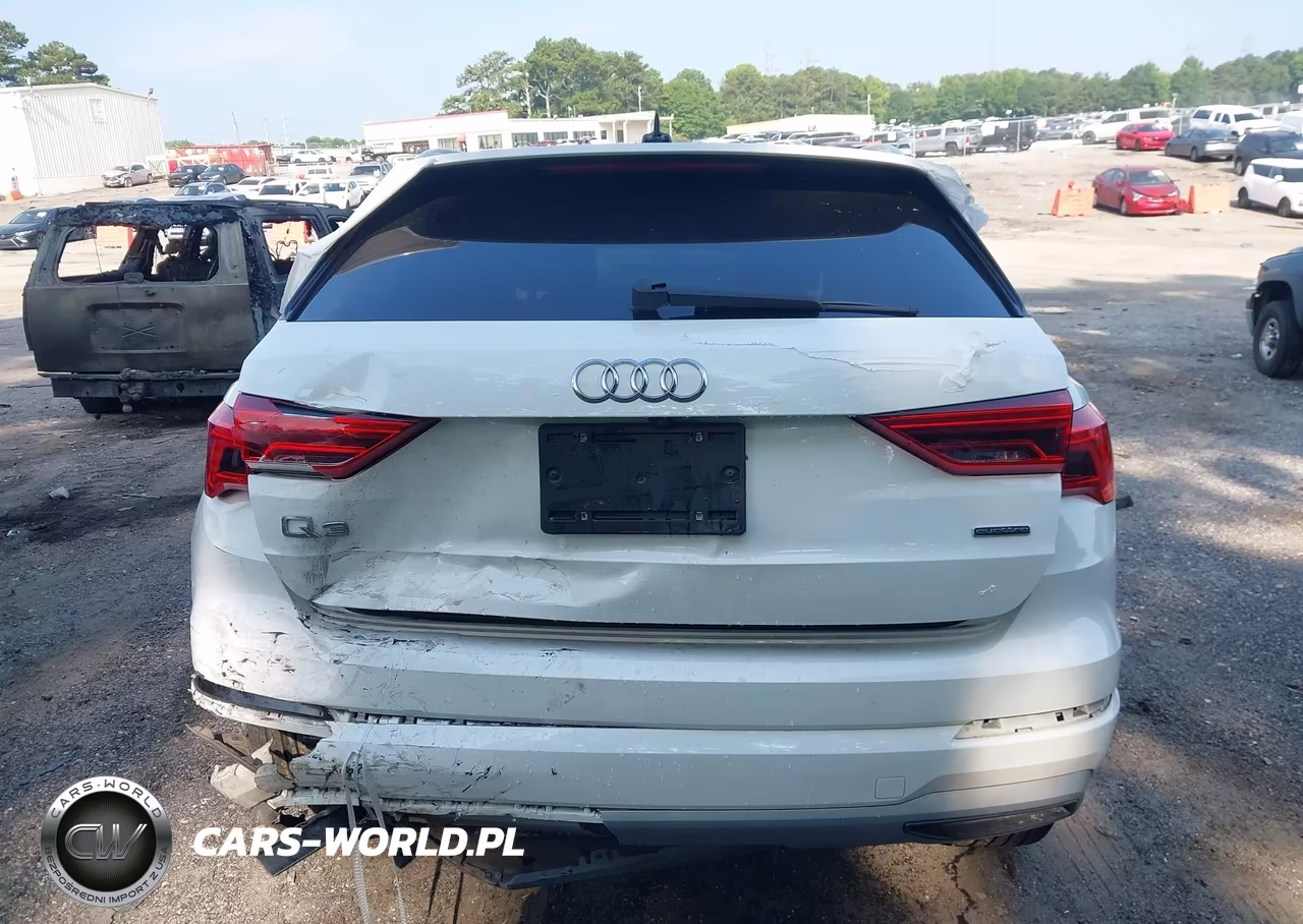 2019 Audi Q3 2.0T Premium VIN:WA1AECF3XK1079127 - 16