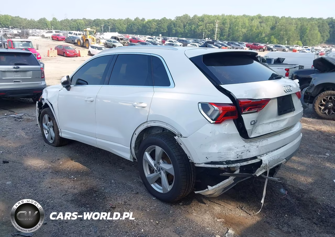 2019 Audi Q3 2.0T Premium VIN:WA1AECF3XK1079127 - 6