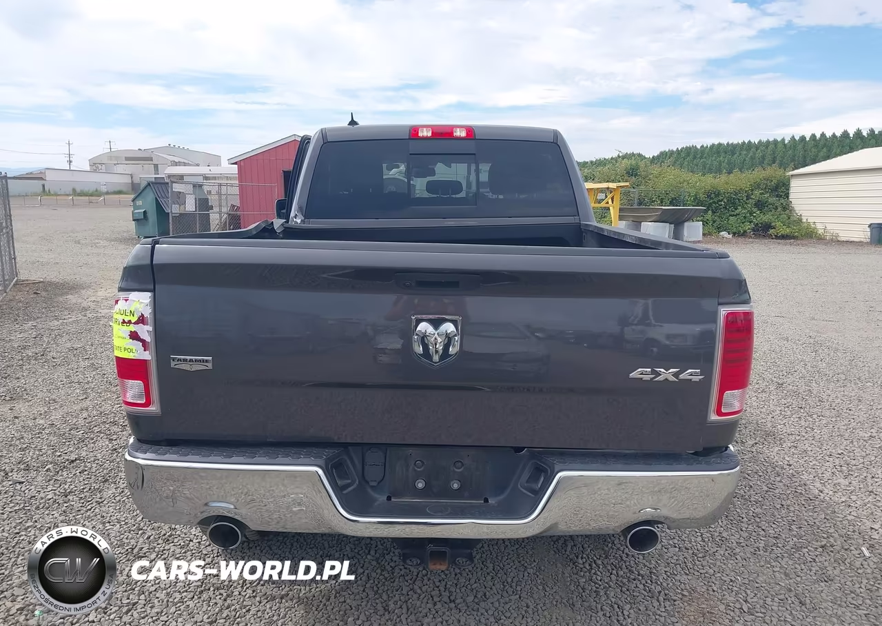 2019 Ram 1500 Classic Laramie 4X4 6'4 Box VIN:1C6RR7VM8KS704107 - 16