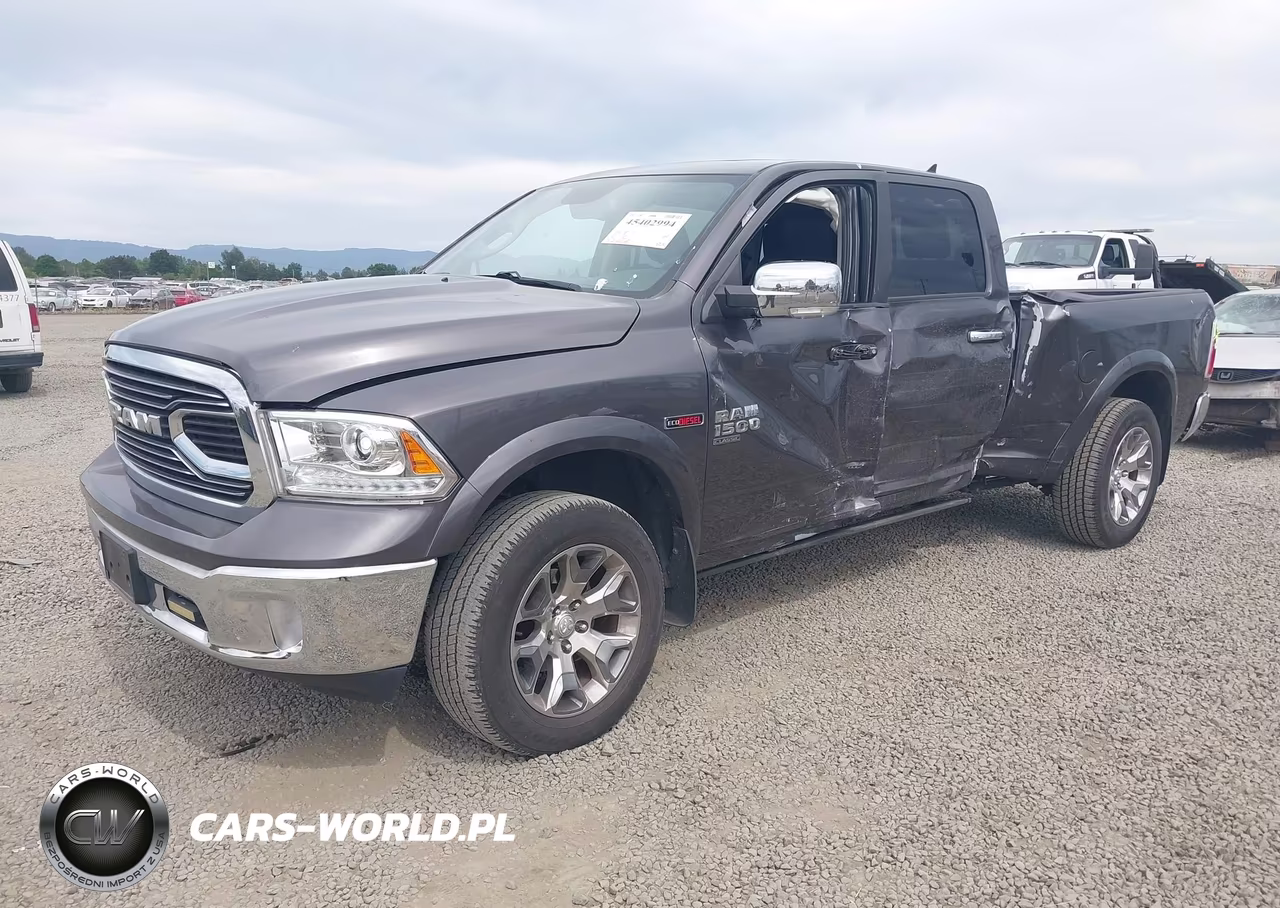 2019 Ram 1500 Classic Laramie 4X4 6'4 Box VIN:1C6RR7VM8KS704107 - 2