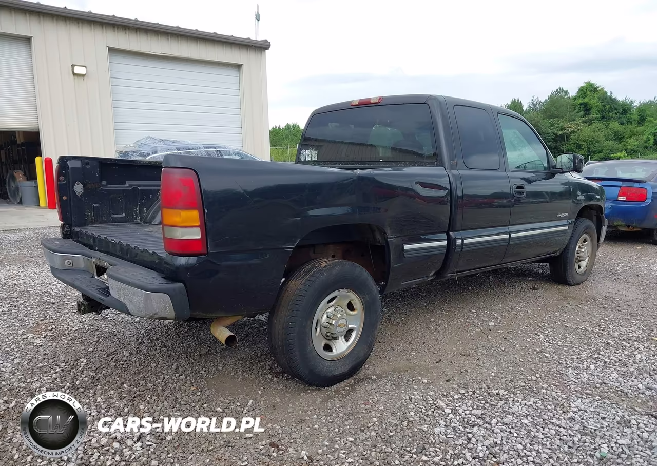 2000 Chevrolet Silverado 2500 Ls VIN:1GCFC29T6YZ135999 - 4