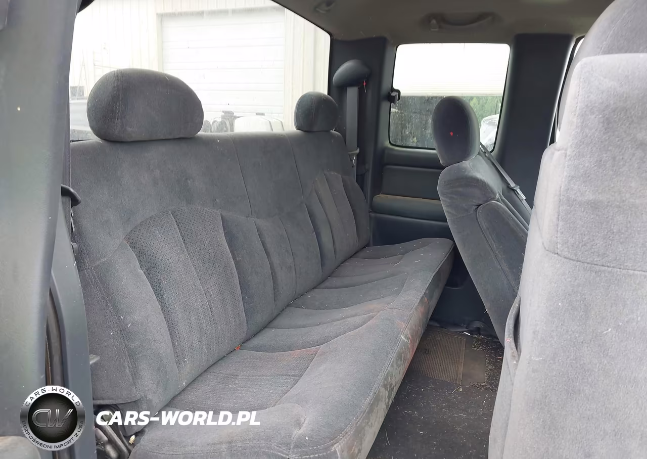 2000 Chevrolet Silverado 2500 Ls VIN:1GCFC29T6YZ135999 - 8