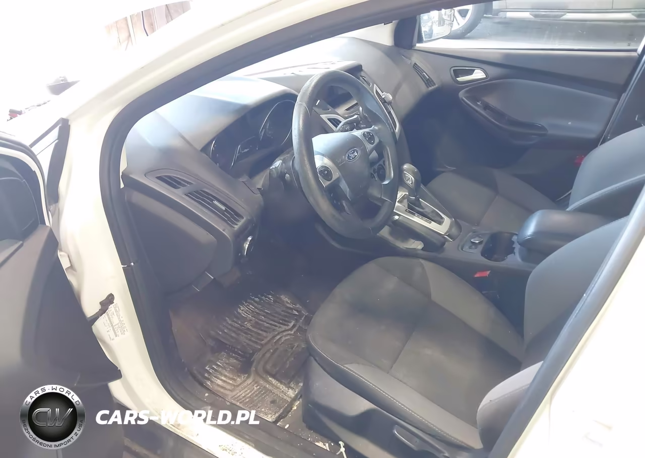 2014 Ford Focus Se VIN:1FADP3K21EL189217 - 5