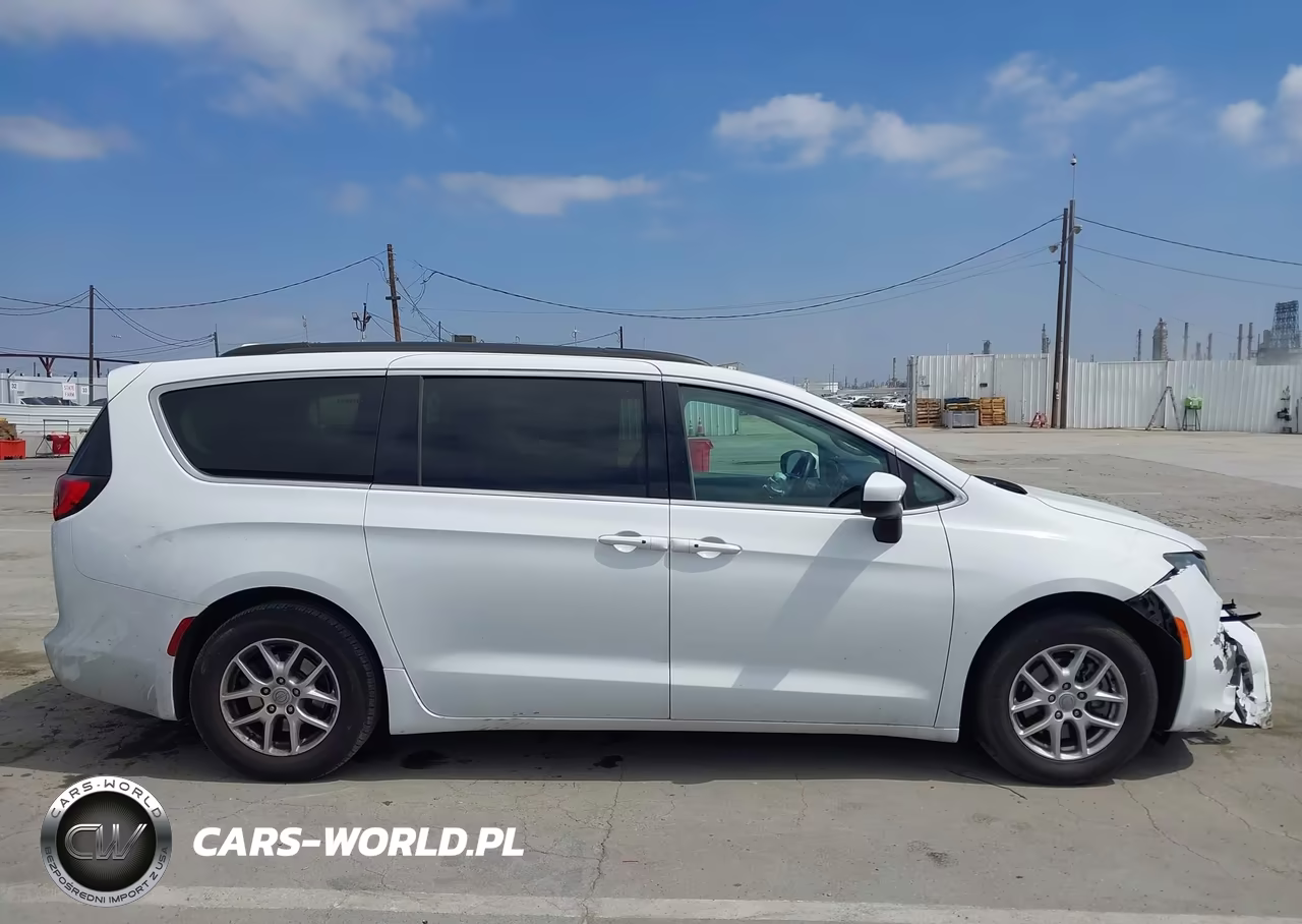 2020 Chrysler Voyager Lxi VIN:2C4RC1DGXLR262128 - 13
