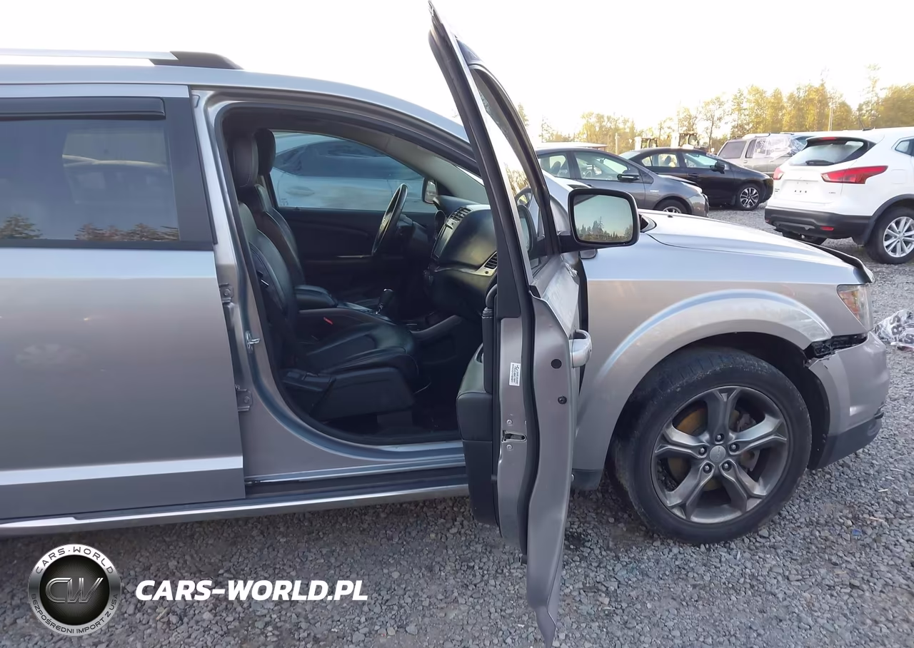2017 Dodge Journey Crossroad Plus Awd VIN:3C4PDDGG5HT517760 - 5