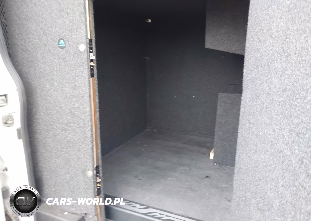 2021 Ford Transit-250 VIN:1FTBR2C86MKA51878 - 6