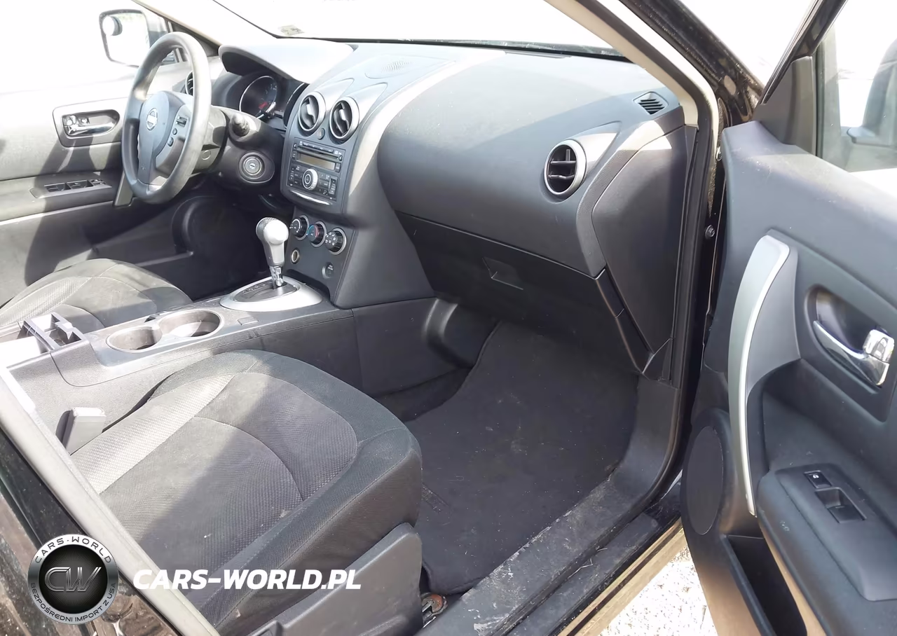 2013 Nissan Rogue S VIN:JN8AS5MV6DW637614 - 5