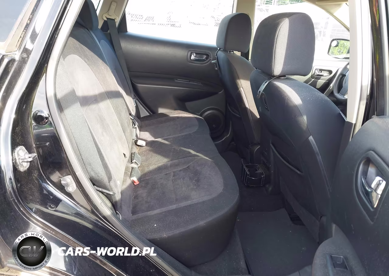 2013 Nissan Rogue S VIN:JN8AS5MV6DW637614 - 8
