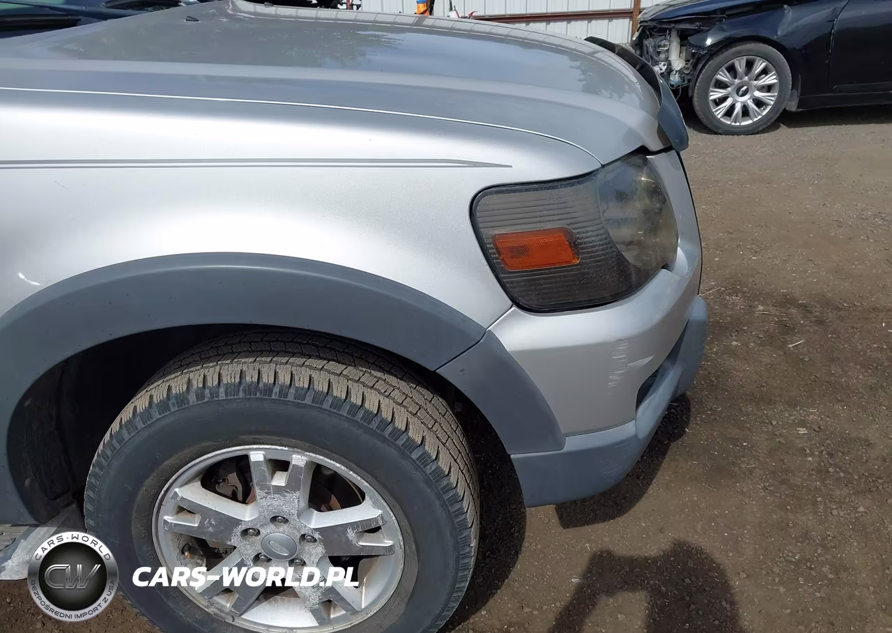 2006 Ford Explorer Xlt VIN:1FMEU73E76UA13917 - 13