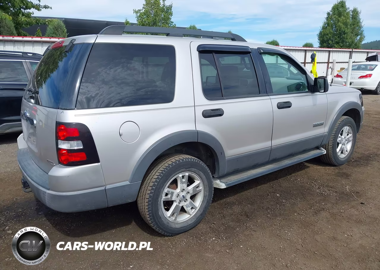 2006 Ford Explorer Xlt VIN:1FMEU73E76UA13917 - 4