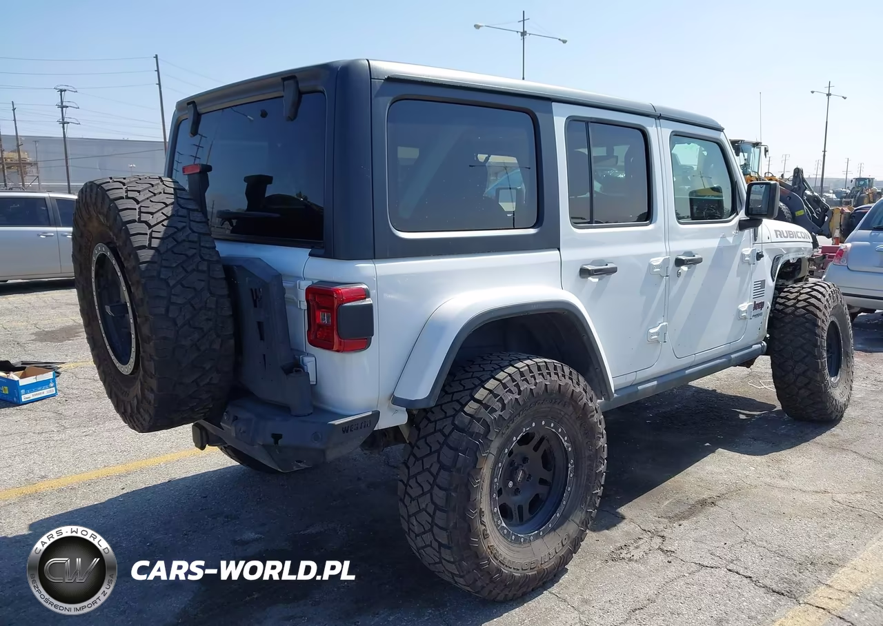 2018 Jeep Wrangler Unlimited Rubicon 4X4 VIN:1C4HJXFG0JW165798 - 4