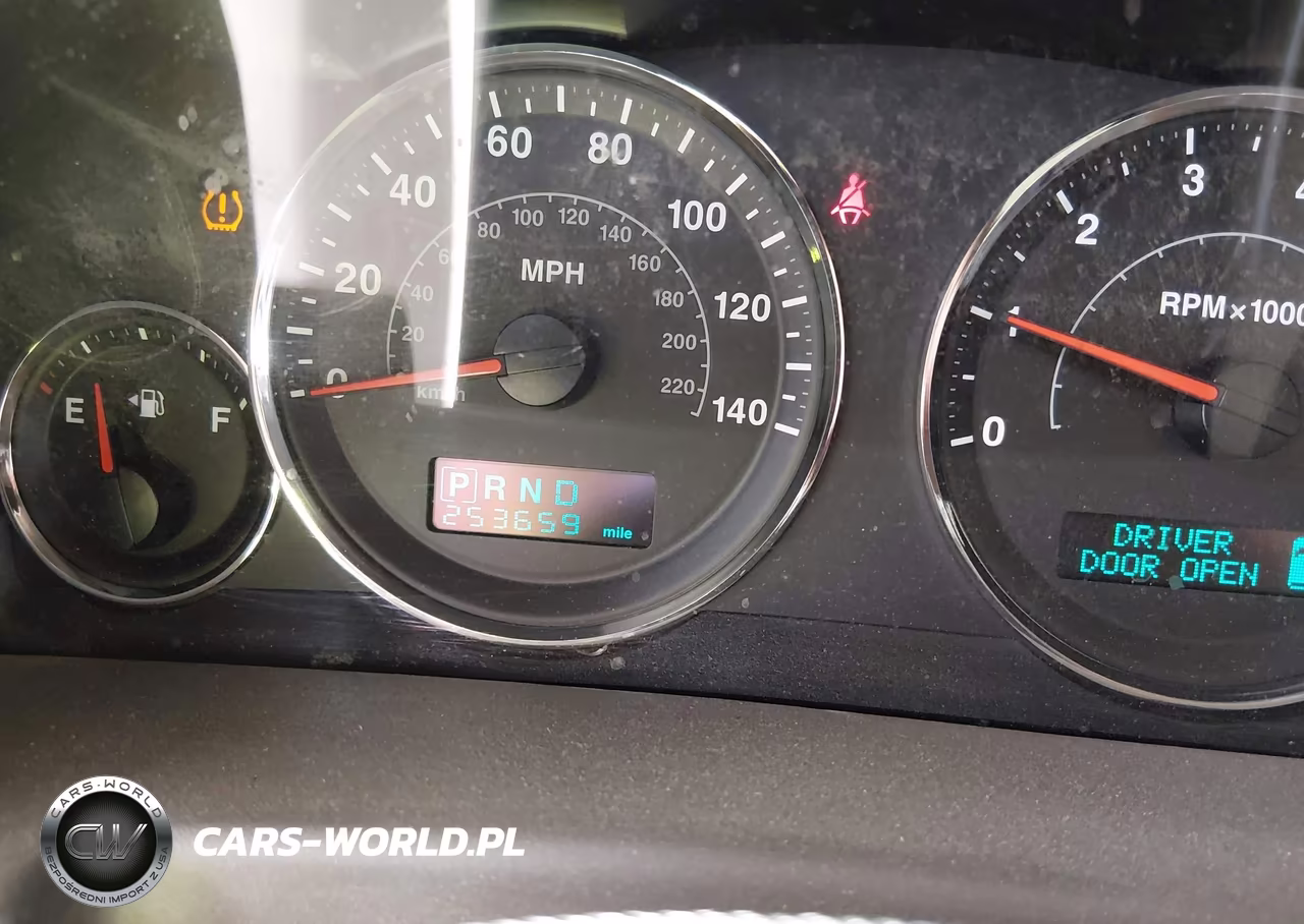 2006 Jeep Commander VIN:1J8HG48N76C338839 - 6