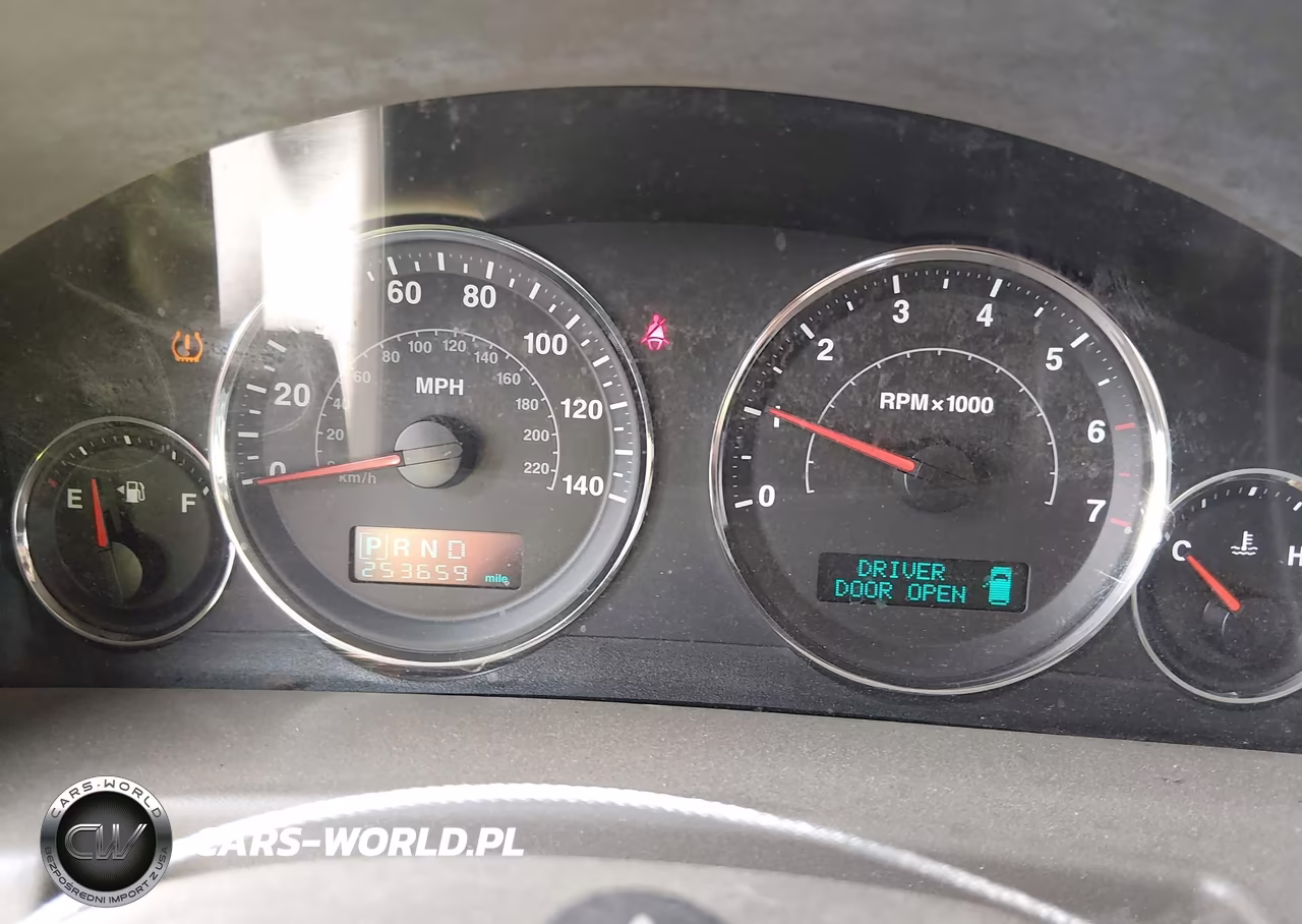 2006 Jeep Commander VIN:1J8HG48N76C338839 - 7