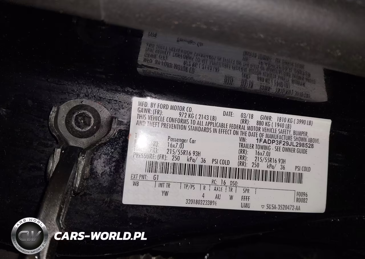 2018 Ford Focus Se VIN:1FADP3F29JL298528 - 9