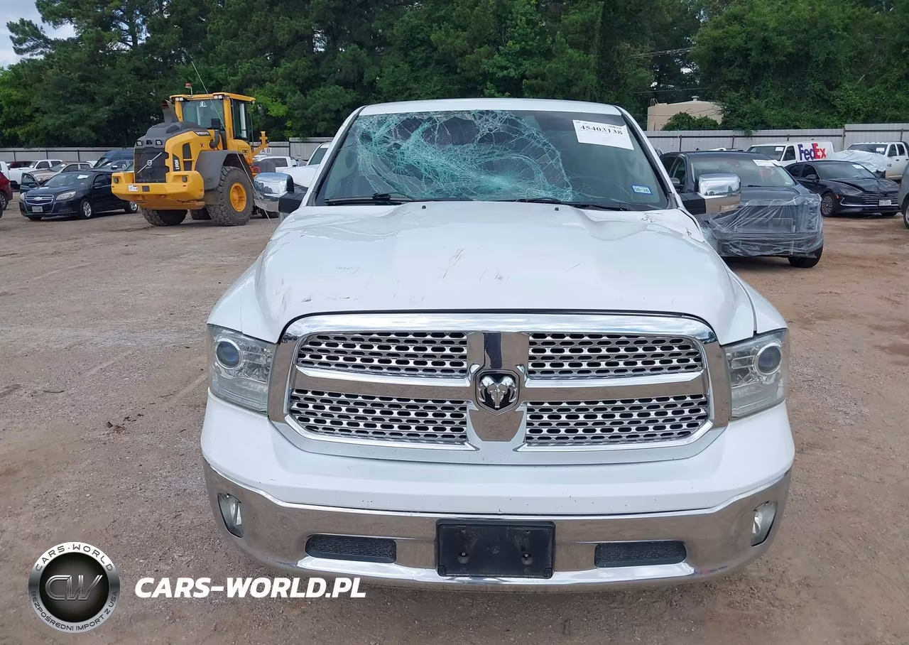 2015 Ram 1500 Laramie VIN:1C6RR7NT4FS768416 - 12