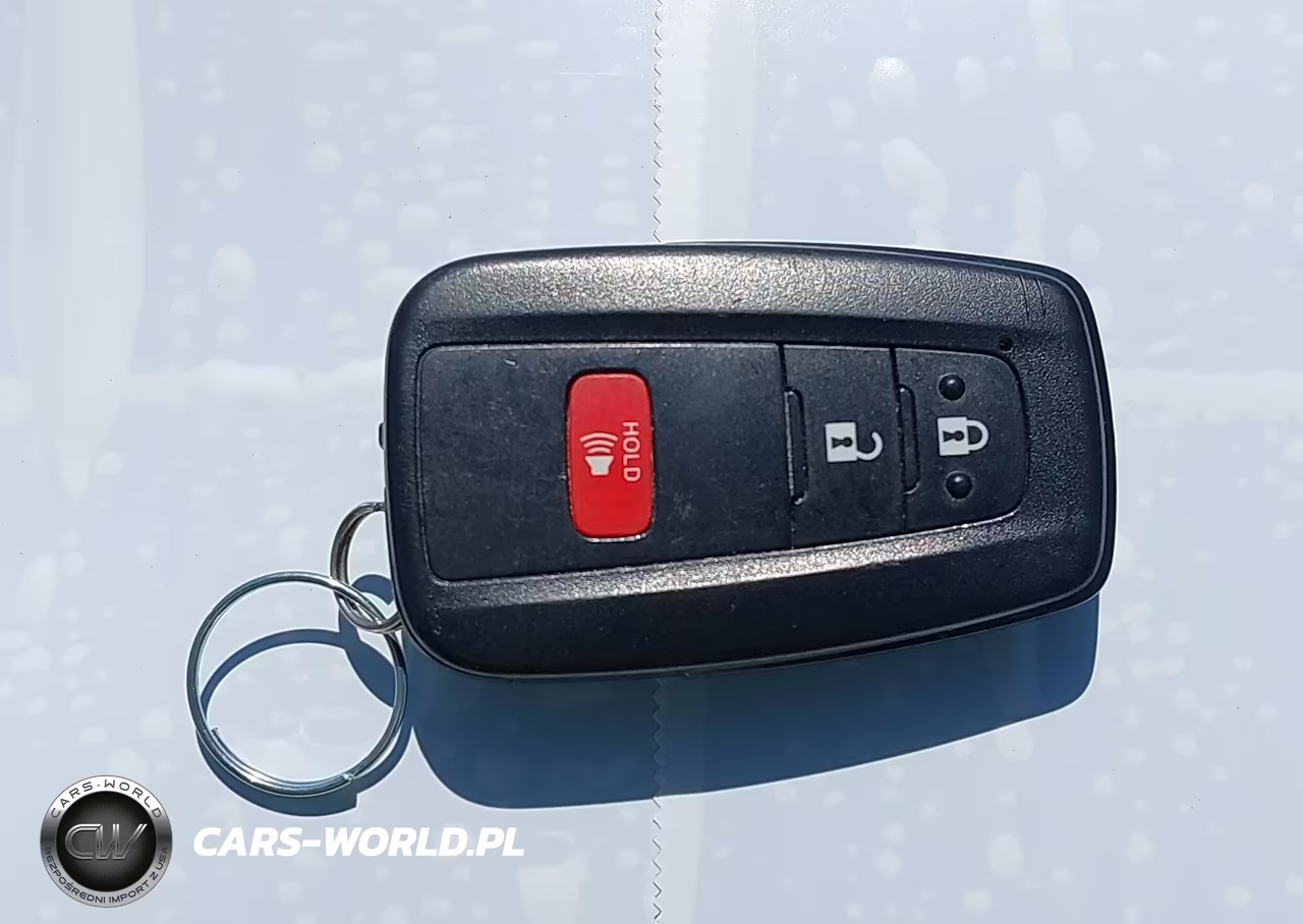 2020 Toyota Prius Le Awd-E VIN:JTDL9RFU2L3019248 - 11