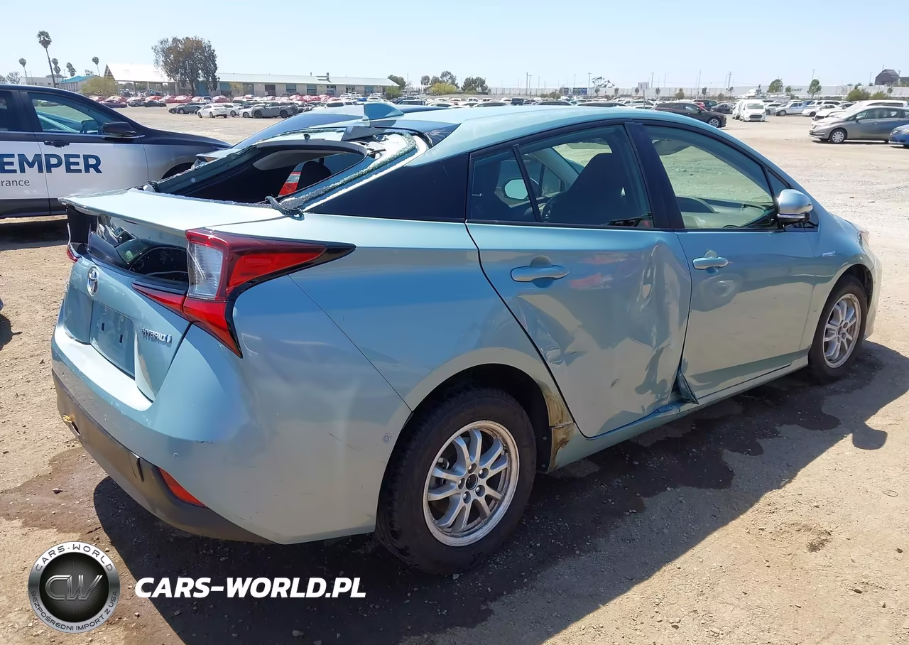 2020 Toyota Prius Le Awd-E VIN:JTDL9RFU2L3019248 - 4