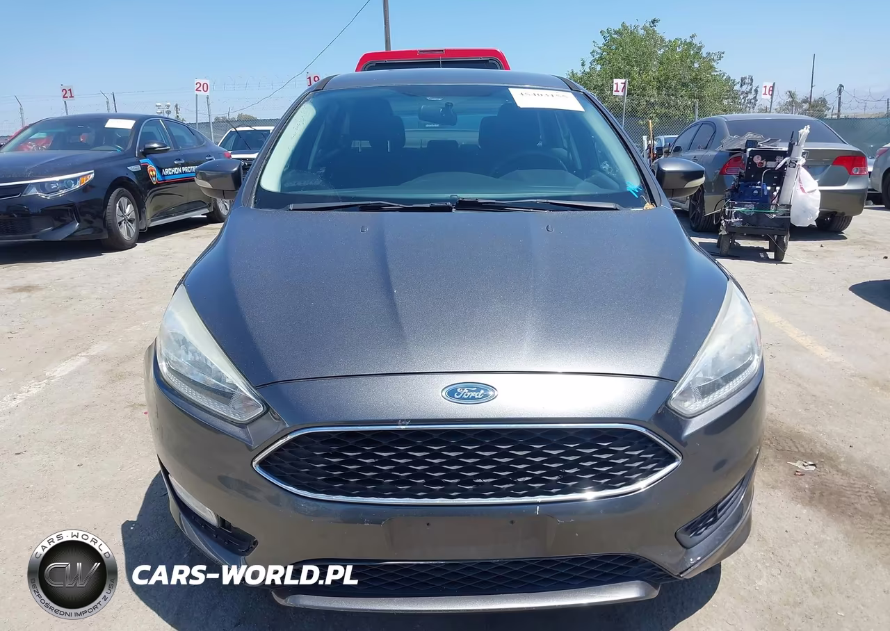 2015 Ford Focus Se VIN:1FADP3F26FL241324 - 11