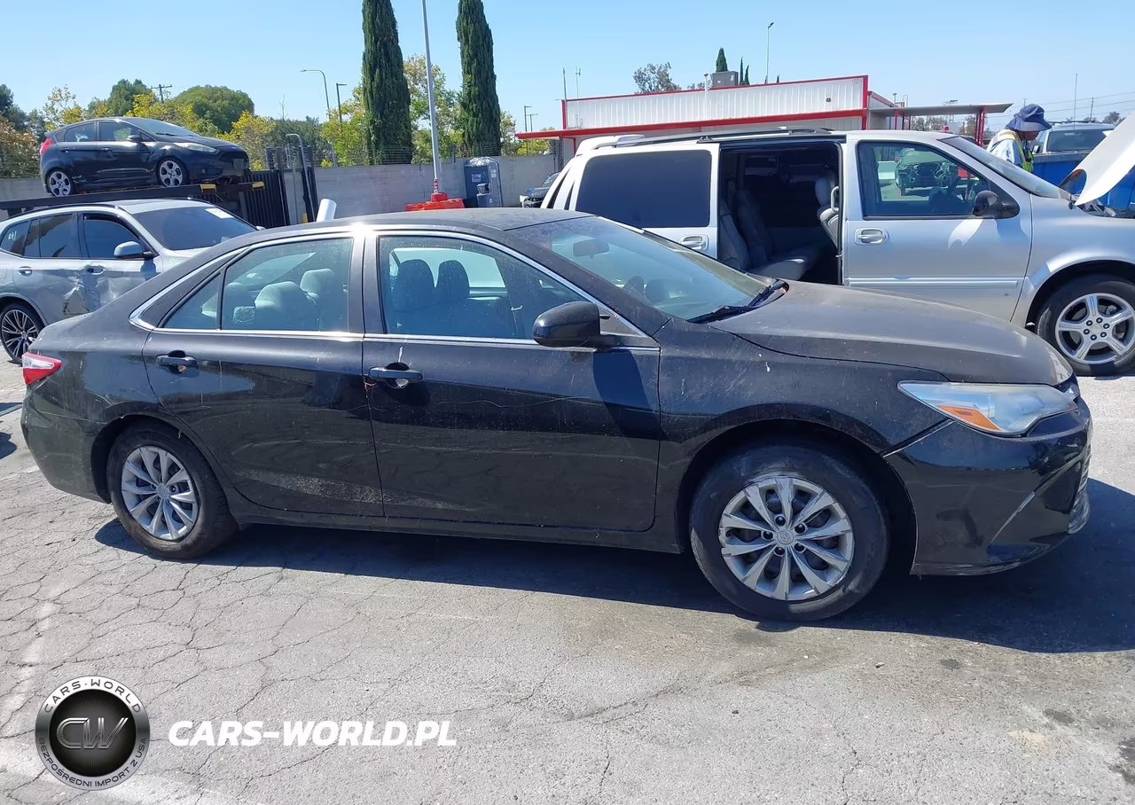 2017 Toyota Camry Le VIN:4T1BF1FK5HU362315 - 13