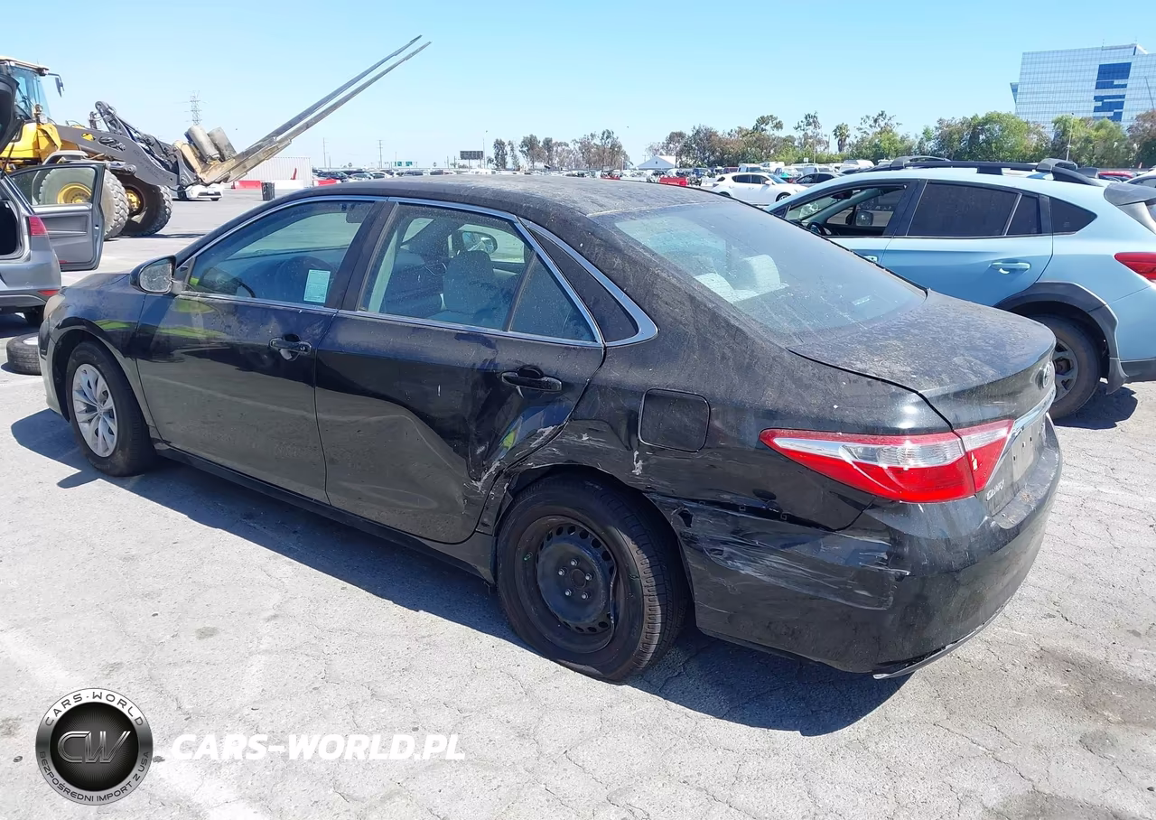 2017 Toyota Camry Le VIN:4T1BF1FK5HU362315 - 3