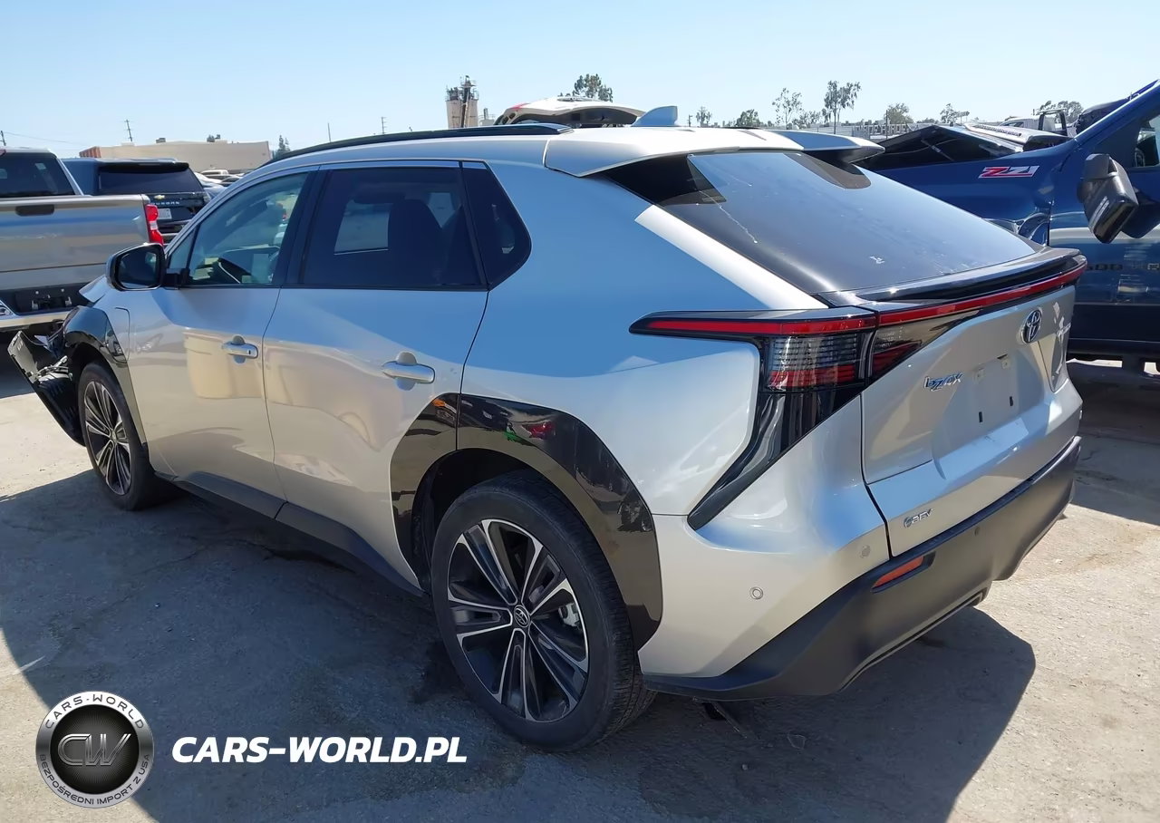 2024 Toyota Bz4X Limited VIN:JTMAAAAA5RA052262 - 3