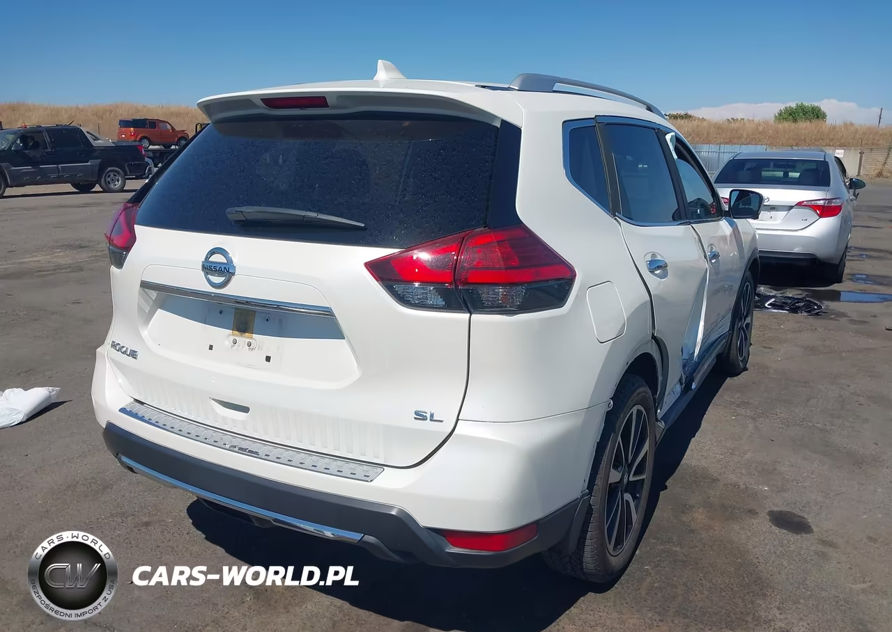 2017 Nissan Rogue Sl VIN:JN8AT2MT1HW383102 - 4