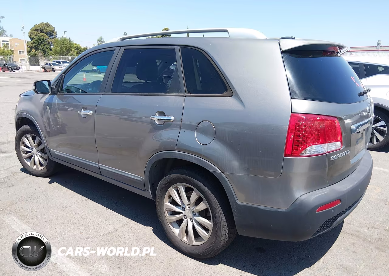2011 Kia Sorento Ex VIN:5XYKU3A11BG001306 - 3