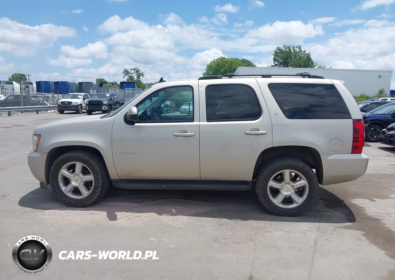 2013 Chevrolet Tahoe Lt VIN:1GNSKBE02DR357910 - 14