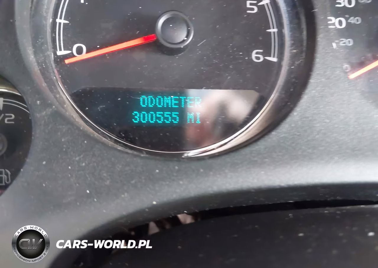 2013 Chevrolet Tahoe Lt VIN:1GNSKBE02DR357910 - 15