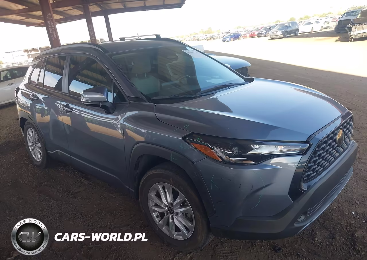 2023 Toyota Corolla Cross Le – zdjęcie 1 z 16