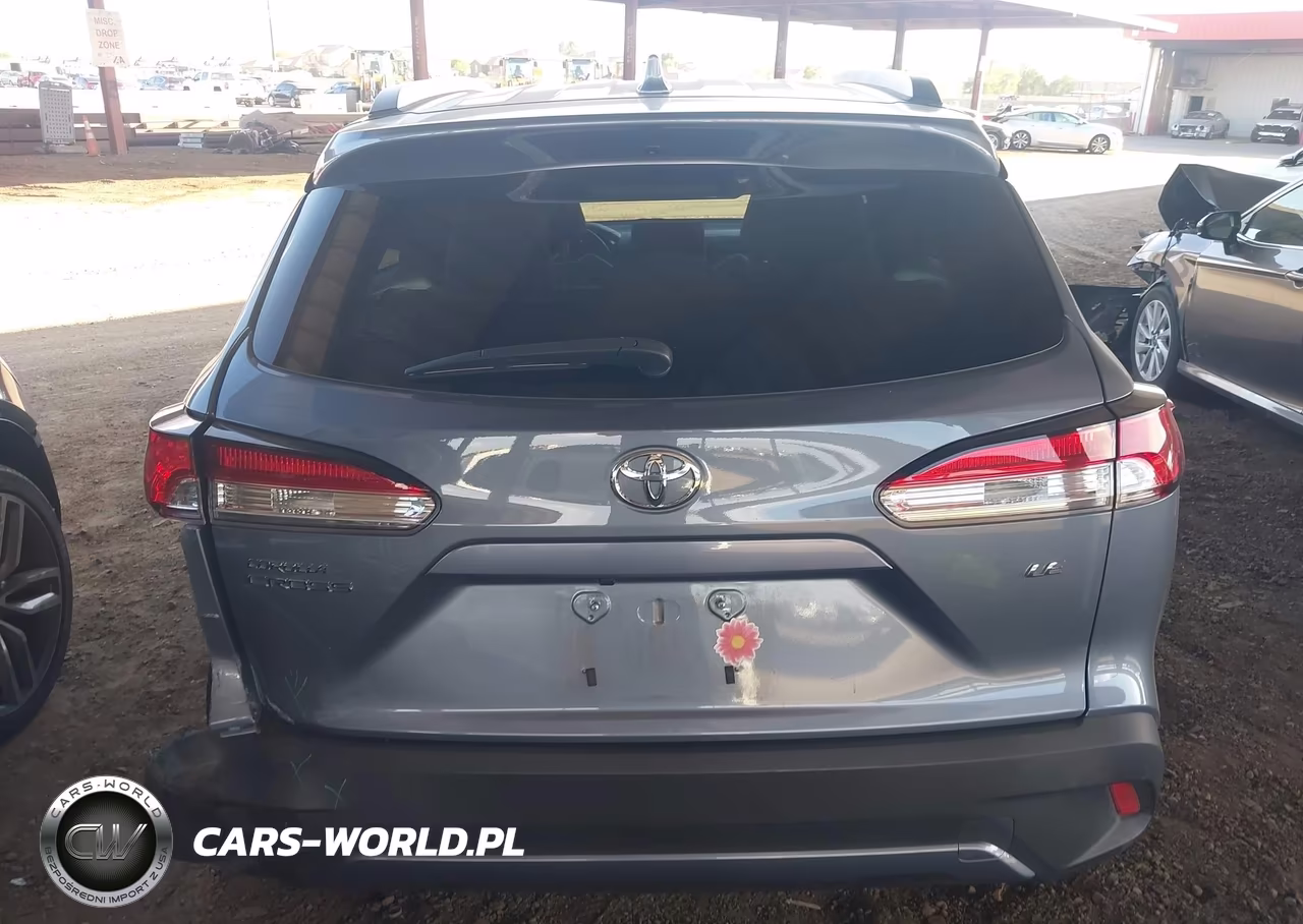 2023 Toyota Corolla Cross Le VIN:7MUCAAAGXPV041616 - 16