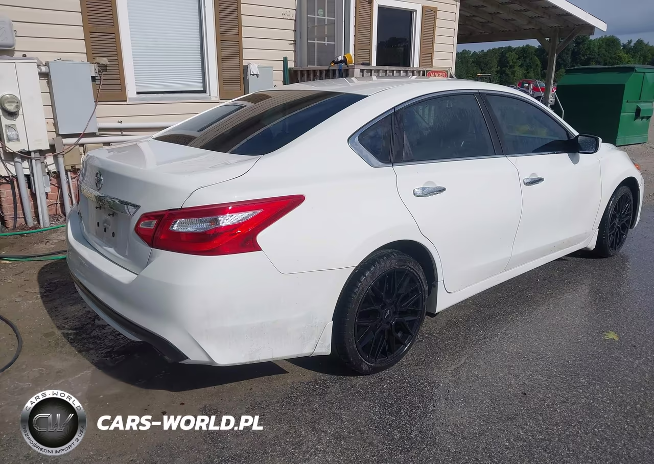 2017 Nissan Altima 2.5 S VIN:1N4AL3AP2HC484603 - 4