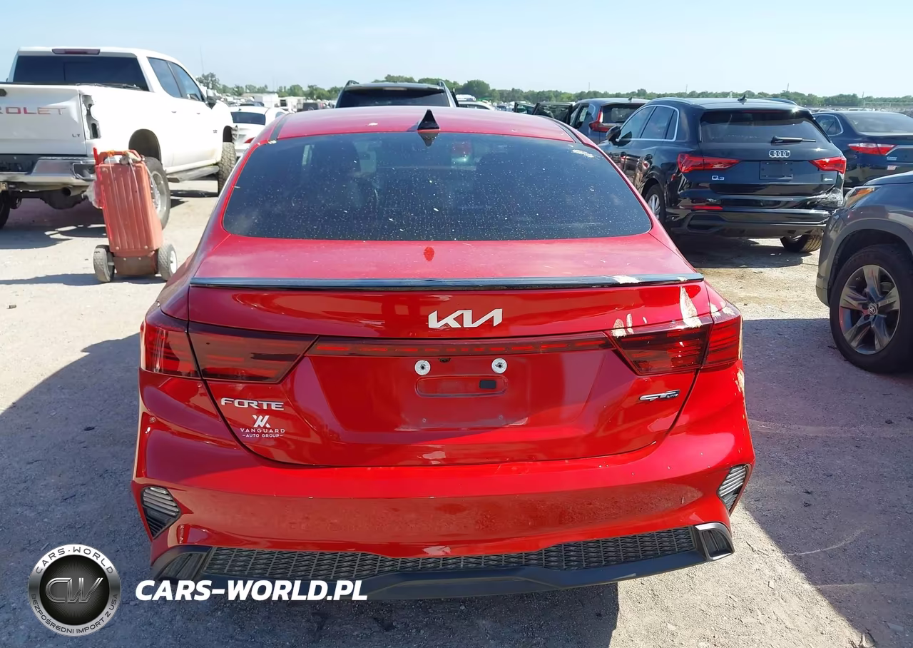 2024 Kia Forte Gt-Line VIN:3KPF54AD3RE750081 - 16