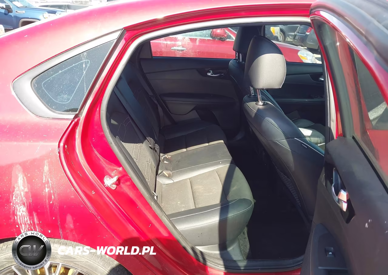 2024 Kia Forte Gt-Line VIN:3KPF54AD3RE750081 - 8