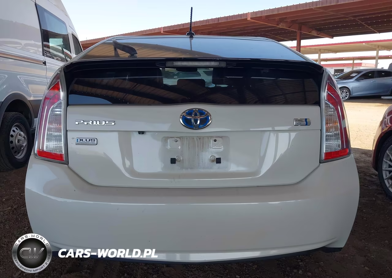 2012 Toyota Prius Five VIN:JTDKN3DU1C1608388 - 16