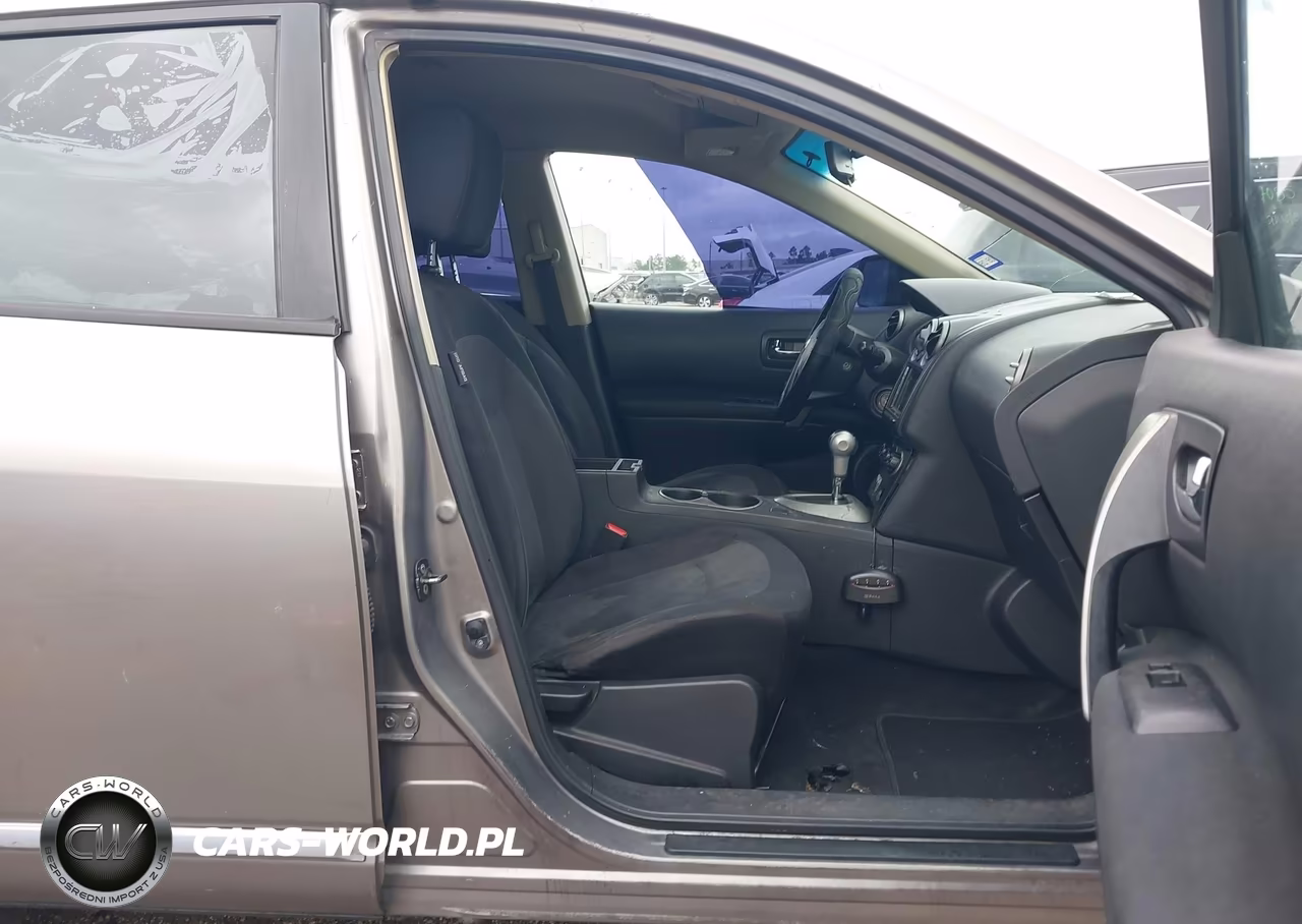 2013 Nissan Rogue S VIN:JN8AS5MT4DW508737 - 5